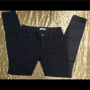 🆕Ann Taylor LOFT Skinny Jeans Size 4 ⚠️
